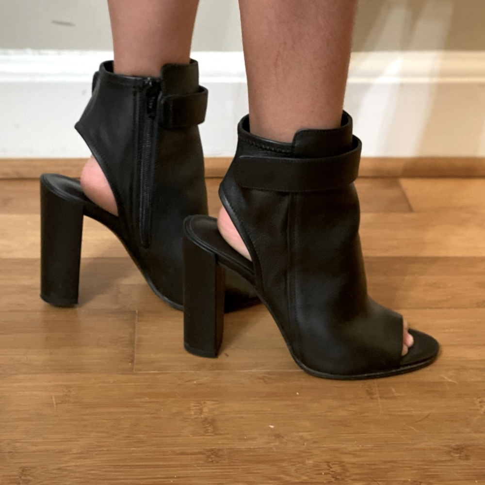 Perfect condition peep toe heels by Vince